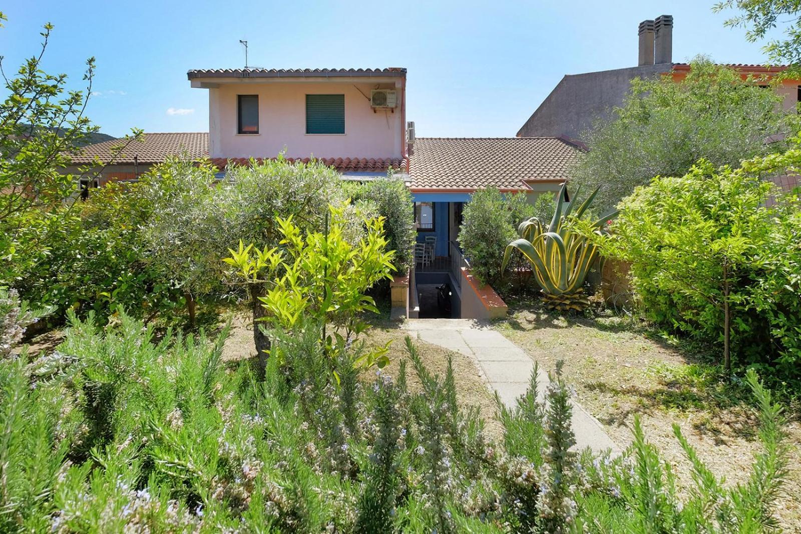 Hotel Casa Azzurra - Blue House Teulada Esterno foto